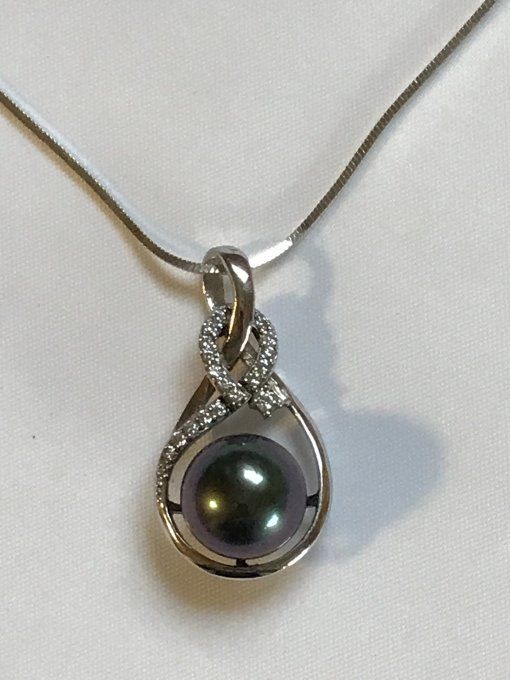 Pendentif "Infini" et perle de Tahiti