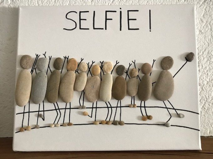 Tableau galets Selfie