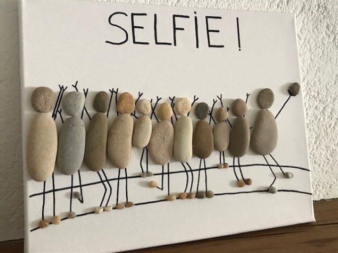 Tableau galets Selfie