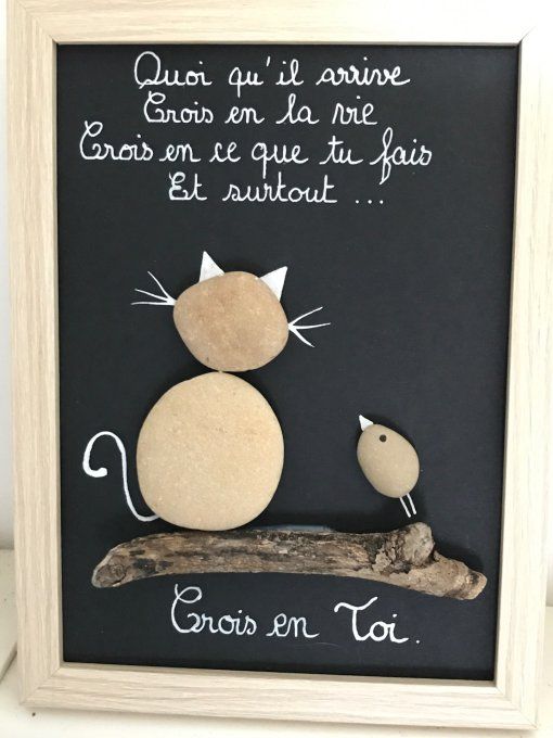 Cadre galets "Crois en toi"